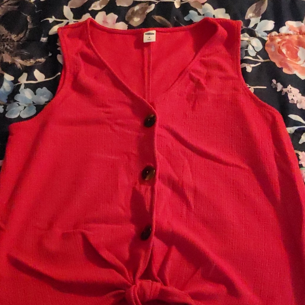 Button up tank